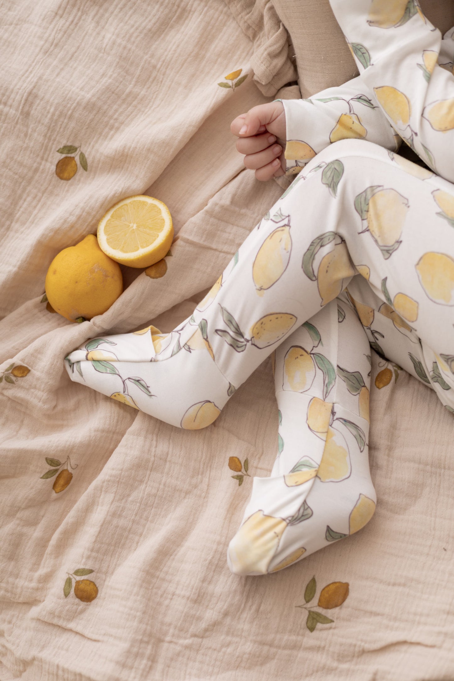 Bambus Pyjama mit Reissverschluss, lemon print